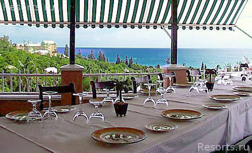 Grotto Bay Beach Resort 17